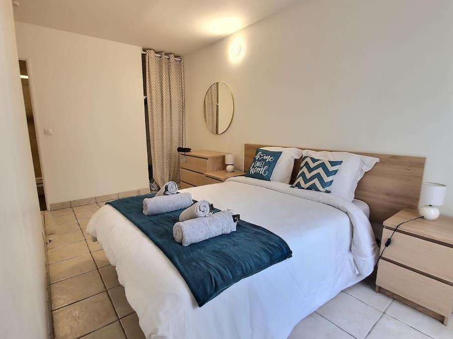 Le Cosy Wiener *Paris*Gare A 300 M*Disneyland* Champs-Sur-Marne Exteriör bild